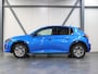 Peugeot e-208 Allure Pack 50kWh 136PK | 1ste eigenaar | LEER/Stof | AppleCarPlay/AndroidAuto | AUTOMAAT | 3 FASE | LED lampen | LMV | Navigatie | Camera | Climate Control | Cruise Control | Isofix | Privacy Glass |