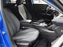 Peugeot e-208 Allure Pack 50kWh 136PK | 1ste eigenaar | LEER/Stof | AppleCarPlay/AndroidAuto | AUTOMAAT | 3 FASE | LED lampen | LMV | Navigatie | Camera | Climate Control | Cruise Control | Isofix | Privacy Glass |