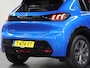 Peugeot e-208 Allure Pack 50kWh 136PK | 1ste eigenaar | LEER/Stof | AppleCarPlay/AndroidAuto | AUTOMAAT | 3 FASE | LED lampen | LMV | Navigatie | Camera | Climate Control | Cruise Control | Isofix | Privacy Glass |