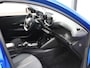 Peugeot e-208 Allure Pack 50kWh 136PK | 1ste eigenaar | LEER/Stof | AppleCarPlay/AndroidAuto | AUTOMAAT | 3 FASE | LED lampen | LMV | Navigatie | Camera | Climate Control | Cruise Control | Isofix | Privacy Glass |