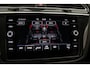 Volkswagen Tiguan Allspace Highline Business R 1.5 TSI 150pk DSG Automaat Panoramadak, Adaptive cruise control, Navigatie, Achteruitrijcamera, Elektrische achterklep