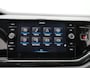 Volkswagen Polo 1.0 TSI Life Business Automaat - PDC - Camera - Apple Carplay/Android Auto - Airco - Cruise control