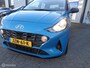 Hyundai i10 1.0 Comfort/Two-tone/Airco/Apple Carplay/Navigatie/Lm velgen/Camera/1 st eig/NIEUWSTAAT/21000km