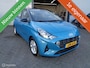 Hyundai i10 1.0 Comfort/Two-tone/Airco/Apple Carplay/Navigatie/Lm velgen/Camera/1 st eig/NIEUWSTAAT/21000km