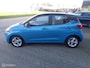 Hyundai i10 1.0 Comfort/Two-tone/Airco/Apple Carplay/Navigatie/Lm velgen/Camera/1 st eig/NIEUWSTAAT/21000km