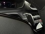 Peugeot 2008 1.2 PureTech Allure 145pk Aut.Navi Pano 360° dodehoek Camera ACC Carbon Apple Carplay & Android Auto Virtual Cockpit