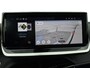 Peugeot 2008 1.2 PureTech Allure 145pk Aut.Navi Pano 360° dodehoek Camera ACC Carbon Apple Carplay & Android Auto Virtual Cockpit