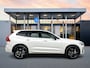 Volvo XC60 T8 Recharge Plus Black Edition | 21" | Trekhaak | 360 Camera | Harman Kardon | Getint Glas | Elektr. verst. Stoelen | Stoel/Stuur/Achterbankverwarming |