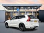 Volvo XC60 T8 Recharge Plus Black Edition | 21" | Trekhaak | 360 Camera | Harman Kardon | Getint Glas | Elektr. verst. Stoelen | Stoel/Stuur/Achterbankverwarming |