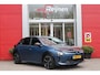 Lancia Ypsilon EDIZIONE CASSINA LIMITATA 156PK 51 kWh | WARMTEPOMP! | 3-FASE! | DRAADLOOS APPLE CARPLAY/ANDROID AUTO | DRAADLOOS TELEFOONLADER | CAMERA VOOR + ACHTER | KEYLESS ENTRY/START | DODEHOEK DETECTIE | ELEKTRISCH BEDIENBARE BESTUUDERSSTOEL MET MASSAGE FUNCTIE | ADAPTIVE CRUISE CONTROL | STOEL VERWARMING | NAVIGATIE | DAB+ RADIO |