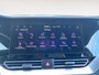 Kia Niro EV e-Niro DynamicPlusLine 64 kWh Climate control | Leder | Parkeercamera | Trekhaak | Navigatie | Keyless | Schuif/kanteldak | Stoelverwarming |