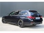BMW 5-Serie Touring 530d M-Sport - Trekhaak - Pano - Laser - HUD - 360 Camera - Keyless - Sportstoelen - H&K - Fabrieksgarantie - Rijklaar