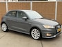 Audi A1 Sportback 1.0 TFSI Adrenalin Handgeschakeld | S-line exterieur | Airconditioning | Cruise control | Navigatie voorbereiding | Nanogrijs metallic | Zwart dak | Multifunctioneel stuurwiel | Nette auto!