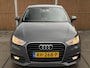 Audi A1 Sportback 1.0 TFSI Adrenalin Handgeschakeld | S-line exterieur | Airconditioning | Cruise control | Navigatie voorbereiding | Nanogrijs metallic | Zwart dak | Multifunctioneel stuurwiel | Nette auto!
