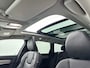 Volvo V90 T8 Recharge Ultra Dark | 20" | Luchtvering | Geventileerd Nappa | Massagestoelen | Bowers & Wilkins | Getint Glas | Panoramadak | Head-Up | 360 Camera | Full LED