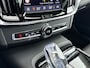 Volvo V90 T8 Recharge Ultra Dark | 20" | Luchtvering | Geventileerd Nappa | Massagestoelen | Bowers & Wilkins | Getint Glas | Panoramadak | Head-Up | 360 Camera | Full LED