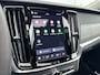 Volvo V90 T8 Recharge Ultra Dark | 20" | Luchtvering | Geventileerd Nappa | Massagestoelen | Bowers & Wilkins | Getint Glas | Panoramadak | Head-Up | 360 Camera | Full LED
