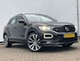 Volkswagen T-Roc 1.5 TSI R-Line Automaat Trekhaak Carplay Adap.Cruise Keyless Led NL-Auto Hoogzitter!