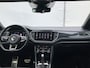 Volkswagen T-Roc 1.5 TSI R-Line Automaat Trekhaak Carplay Adap.Cruise Keyless Led NL-Auto Hoogzitter!