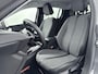 Peugeot 208 Hybrid 100 e-DCS6 Allure | Navigatie | Carplay | All season banden |