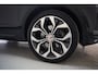 Jaguar E-Pace 2.0 P200 AWD R-Dynamic HSE [ Panorama Leder Meridian Stoelverwarming v+a ]