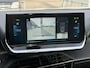 Peugeot e-2008 BWJ 10-2021 | EV GT 136PK SOH89% Pack 50 kWh | PANO DAK | TREKHAAK | CLIMA | NAVI | CAMERA A | 18'' LMV | PDC 2X | CARPLAY |