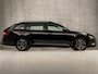 Skoda Superb Combi 1.6 TDI Sport (APPLE CARPLAY, CLIMATE, CRUISE, TREKHAAK, PARKEERSENSOREN, SPORTSTOELEN, LM VELGEN, NIEUWSTAAT)