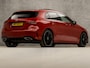 Mercedes-Benz A-klasse 200 AMG Sport 164Pk Automaat (SCHUIFDAK, GROOT NAVI, SFEERVERLICHTING, LEDER/ALCANTARA, SPORTSTOELEN, STOELVERWARMING, WIDESCREEN, CAMERA, NIEUWSTAAT)