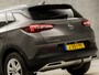 Opel Grandland X 1.2 Turbo Sport Automaat (APPLE CARPLAY, GROOT NAVI, LANE ASSIST, LEDER, CAMERA, LED KOPLAMPEN, SPORTSTOELEN, GETINT GLAS, CRUISE, NIEUWE APK, NIEUWSTAAT)