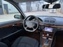 Mercedes-Benz E-klasse 200 K. Avantgarde AUT / CLIMA / CRUISE / PDC