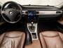 BMW 3-Serie 318i High Executive Automaat (YOUNGTIMER, SCHERM, AIRCO, LEDEREN SPORTSTOELEN, GETINT GLAS, TREKHAAK, NIEUWSTAAT)