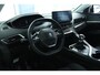 Peugeot 3008 1.2 Turbo Blue Lease Allure | Adapt. Cruise | Camera | Trekhaak | Navigatie | Carplay | Climate | LED | Keyless | Elektr. klep