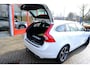 Volvo V60 2.4 D6 Twin Engine R-Edition Momentum Aut. Leder|Navi|1e Eig|LMV