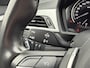 BMW X1 sDrive18i High Executive M Sport Head-Up Display Panoramadak Leder Trekhaak 19 Inch LED Achteruitrijcamera Head-Up Display Keyless Entry