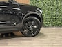 Volvo EX40 Single Motor Extended Range Ultra Black Ed. 82 kWh | Vol! | Trekhaak | Schuifdak | 360° Camera | Harman Kardon | Pixel LED koplampen meesturend | 100% SoH | Adaptieve Cruise Control | Bestuurdersstoel elektrisch geheugen | Stoel en Stuurwielverwarming | 20 Inch | Passagiersstoel elektrisch | Microtech / alcantara bekleding | Zitting verlenging voorstoelen | Pilot Assist | BLIS Dode Hoek Detectie | Warmtepomp | Google Infotainment | Keyless Drive | Verlichtingspack 2 | Parkeersensoren voor+achter | Privacy Glass | Elektrisch bedienbare achterklep | Breedstralers in voorbumper | Alarm Klasse III | Draadloos telefoon opladen | DAB Radio | Apple Carplay/Android Auto | Volvo On Call met mobiele App functie | Onyx Black Metallic |