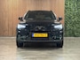 Volvo EX40 Single Motor Extended Range Ultra Black Ed. 82 kWh | Vol! | Trekhaak | Schuifdak | 360° Camera | Harman Kardon | Pixel LED koplampen meesturend | 100% SoH | Adaptieve Cruise Control | Bestuurdersstoel elektrisch geheugen | Stoel en Stuurwielverwarming | 20 Inch | Passagiersstoel elektrisch | Microtech / alcantara bekleding | Zitting verlenging voorstoelen | Pilot Assist | BLIS Dode Hoek Detectie | Warmtepomp | Google Infotainment | Keyless Drive | Verlichtingspack 2 | Parkeersensoren voor+achter | Privacy Glass | Elektrisch bedienbare achterklep | Breedstralers in voorbumper | Alarm Klasse III | Draadloos telefoon opladen | DAB Radio | Apple Carplay/Android Auto | Volvo On Call met mobiele App functie | Onyx Black Metallic |