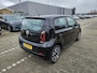 Volkswagen Up! 1.0 Airconditioning | Lichtmetalen velgen | R-line exterieur | Cruise control | Parkeersensoren achter