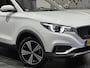 MG MG ZS EV Luxury 45 kWh | Leder | Navi | Panoramadak | Apple CarPlay | Camera | Adaptive Cruise Control |