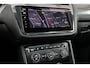 Volkswagen Tiguan Allspace 2.0 TSI 4Motion R-line 7-persoons Full options | Leder | LED | Panoramadak | Trekhaak | Stoelverwarming