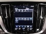 Volvo V60 2.0 B3 R-Design PANORAMADAK / HARMAN/KARDON / CAMERA / CLIMATE PRO PACK / CARPLAY