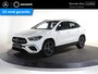 Mercedes-Benz GLA 250 e AMG Line | Night | Panoramadak | Trekhaak | Stoelverwarming | Stuurverwarming | 19" lichtmetalen velgen |