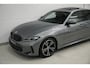 BMW 3-Serie 320i M-Sport | Schuifdak | Head Up | Tartufo Leder | Carbon