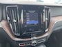 Volvo XC60 B4 AWD Momentum Pro | Keyless Entry | Park Assist | Apple Carplay |