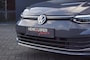 Volkswagen Golf 1.5 eTSI DSG Style 150pk /Panodak /Camera/Trekhaak afnb./ IQ LED /Navi Pro/ 19 Inch LM