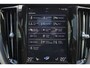Volvo XC60 T5 AWD R-Design - IntelliSafe Assist & Surround - 360º Camera - Harman/Kardon audio - Adaptieve LED koplampen - Verwarmde voorstoelen - Parkeersensoren voor & achter - Schakelpaddles aan stuur - Elektr. inklapbare trekhaak - 19' LMV
