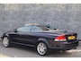 Volvo C70 Convertible 2.5 T5 Summum | 5 cilinder | Automaat | Lederen bekleding | Elektrische stoelverstelling | Cruise Control | Navigatie | Stoelverwarming | Xenon verlichting | Windscherm | Parkeersensoren | Bluetooth via parrot | Audiobediening op het stuurwiel |