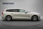 Volvo V60 2.0 T6 Recharge AWD Business Pro - Digitaal Cockpit, Carplay, Camera, Afn Trekhaak