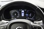 Volvo V60 2.0 T6 Recharge AWD Business Pro - Digitaal Cockpit, Carplay, Camera, Afn Trekhaak