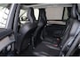Volvo XC90 T8 Recharge AWD Ultra Dark - Luchtvering - Panorama/schuifdak - IntelliSafe Assist & Surround - 360º Camera - Bowers & Wilkins audio - Adaptieve LED koplampen - Verwarmde voorstoelen, stuur & achterbank - Parkeersensoren voor & achter - Elektr. bedienb. voorstoelen met geheugen - Geventileerde voorstoelen - Head up display - Draadloze tel. lader - Extra getint glas - Elektr. inklapbare trekhaak - 21' LMV
