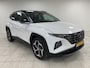 Hyundai Tucson 1.6 T-GDI PHEV Comfort Smart 4WD SOH 100 % | NAVIGATIE | ACHTERUITRIJCAMERA | STOEL/STUURVERWARMING